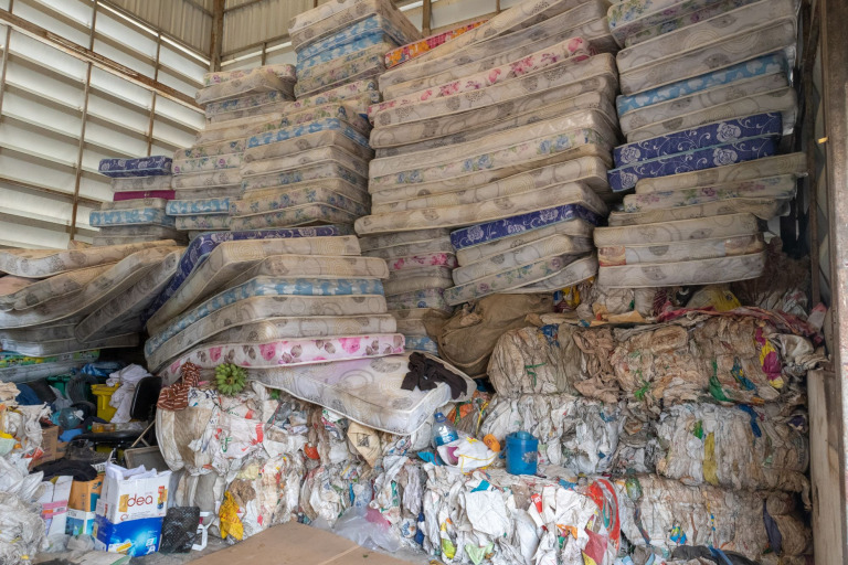 Environmental impact of old mattresses